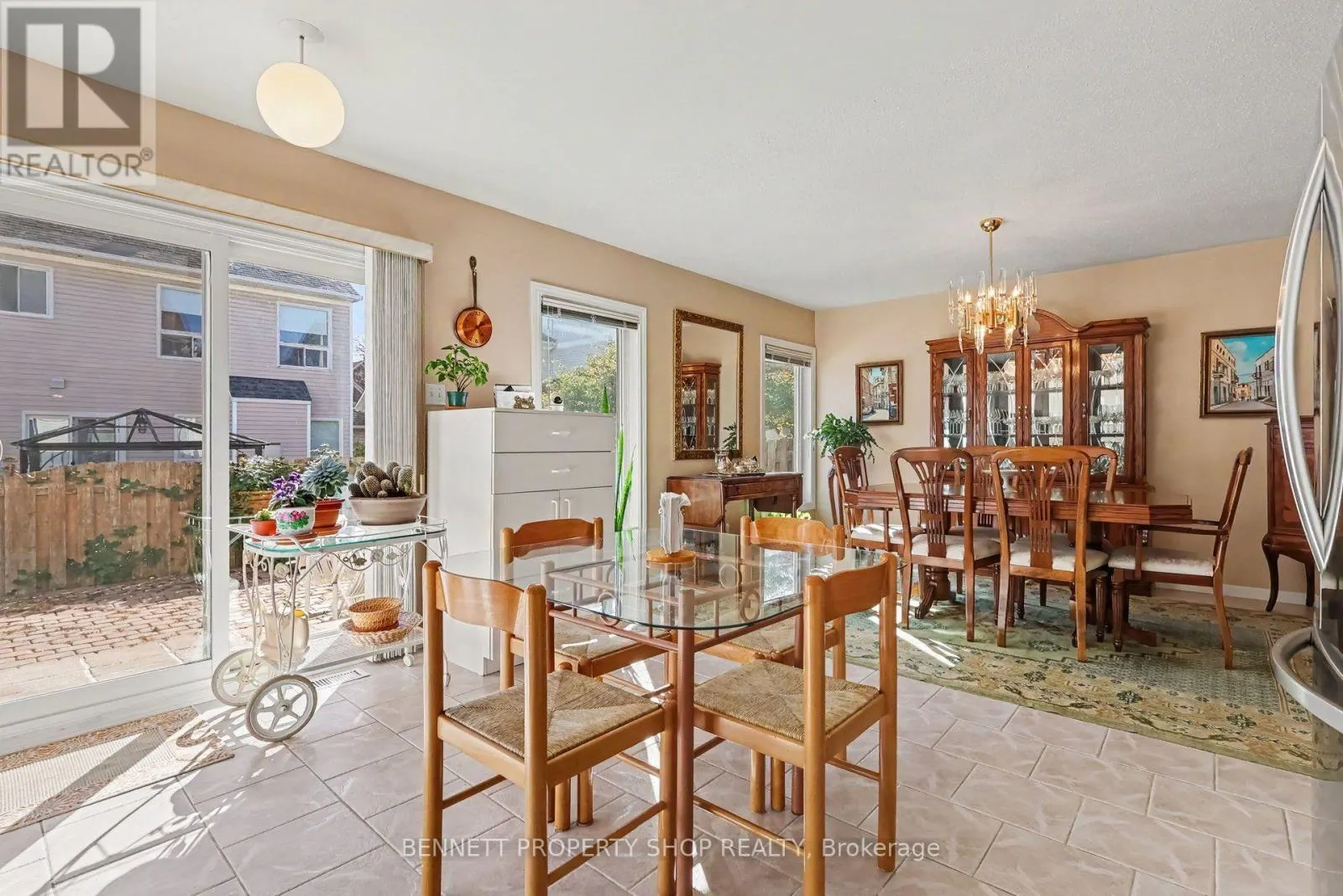 369 STONEWAY DRIVE