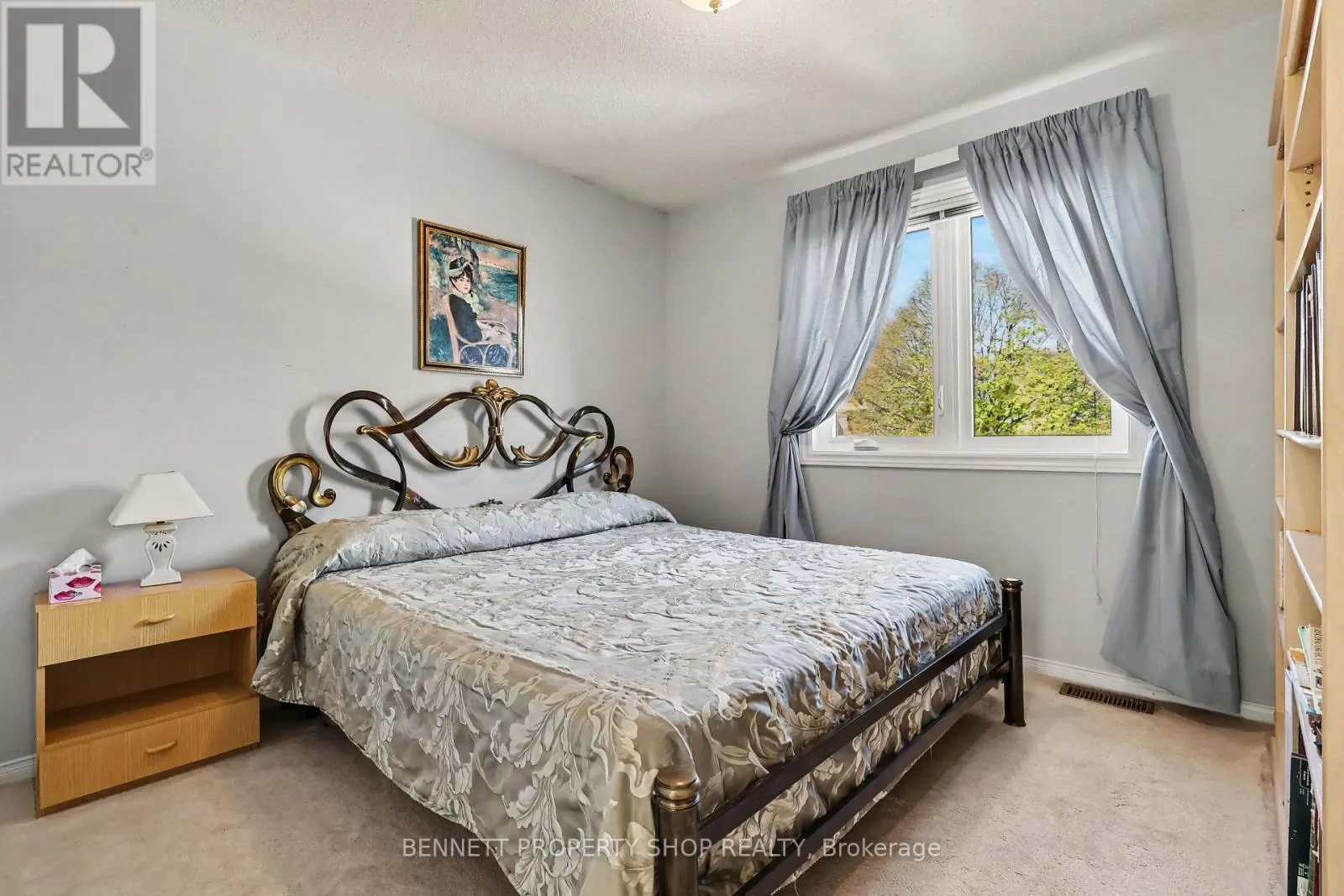 369 STONEWAY DRIVE
