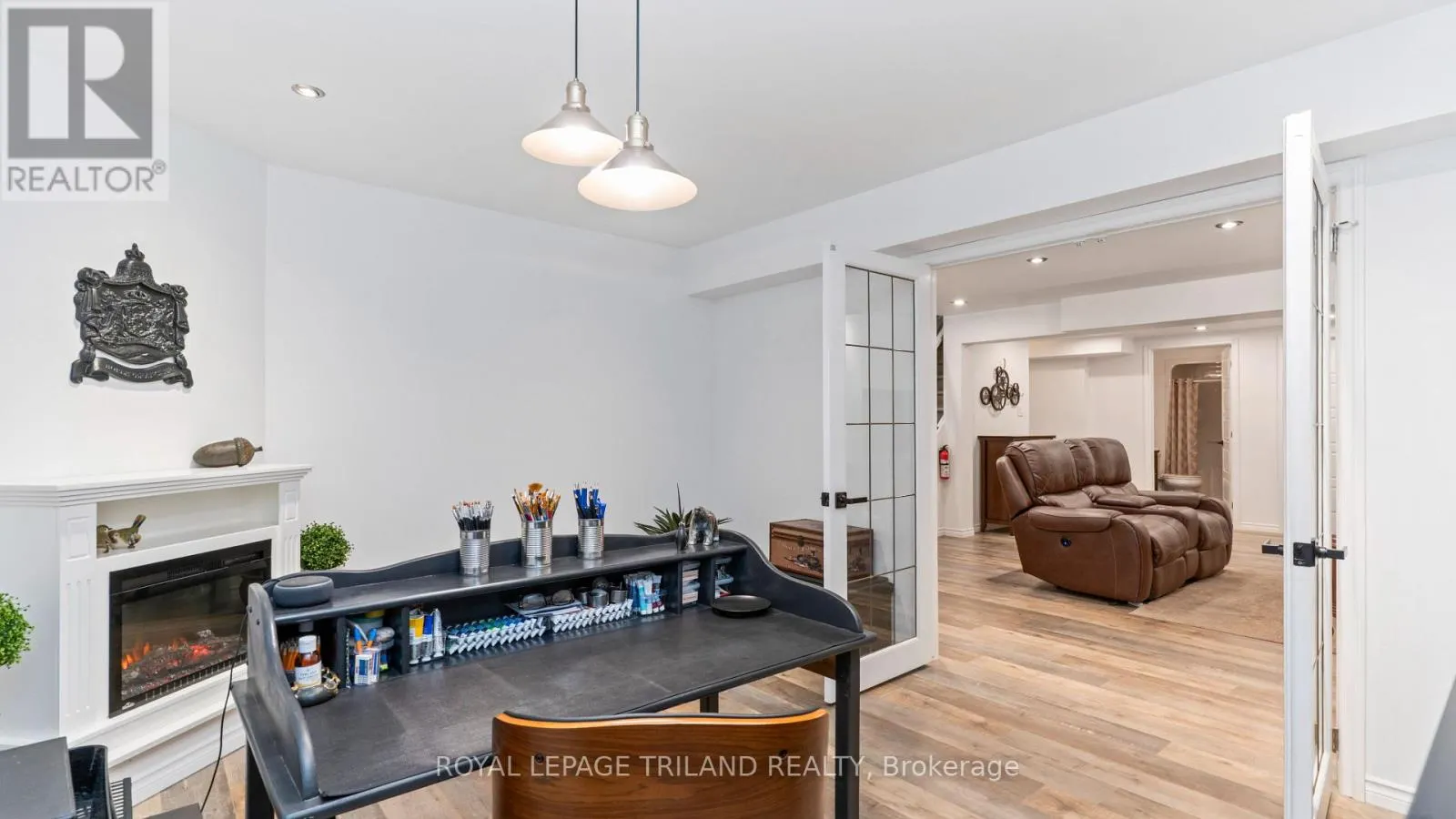 6 - 20 WINDEMERE PLACE #6