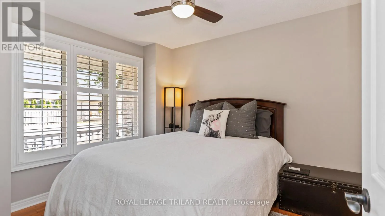 6 - 20 WINDEMERE PLACE #6