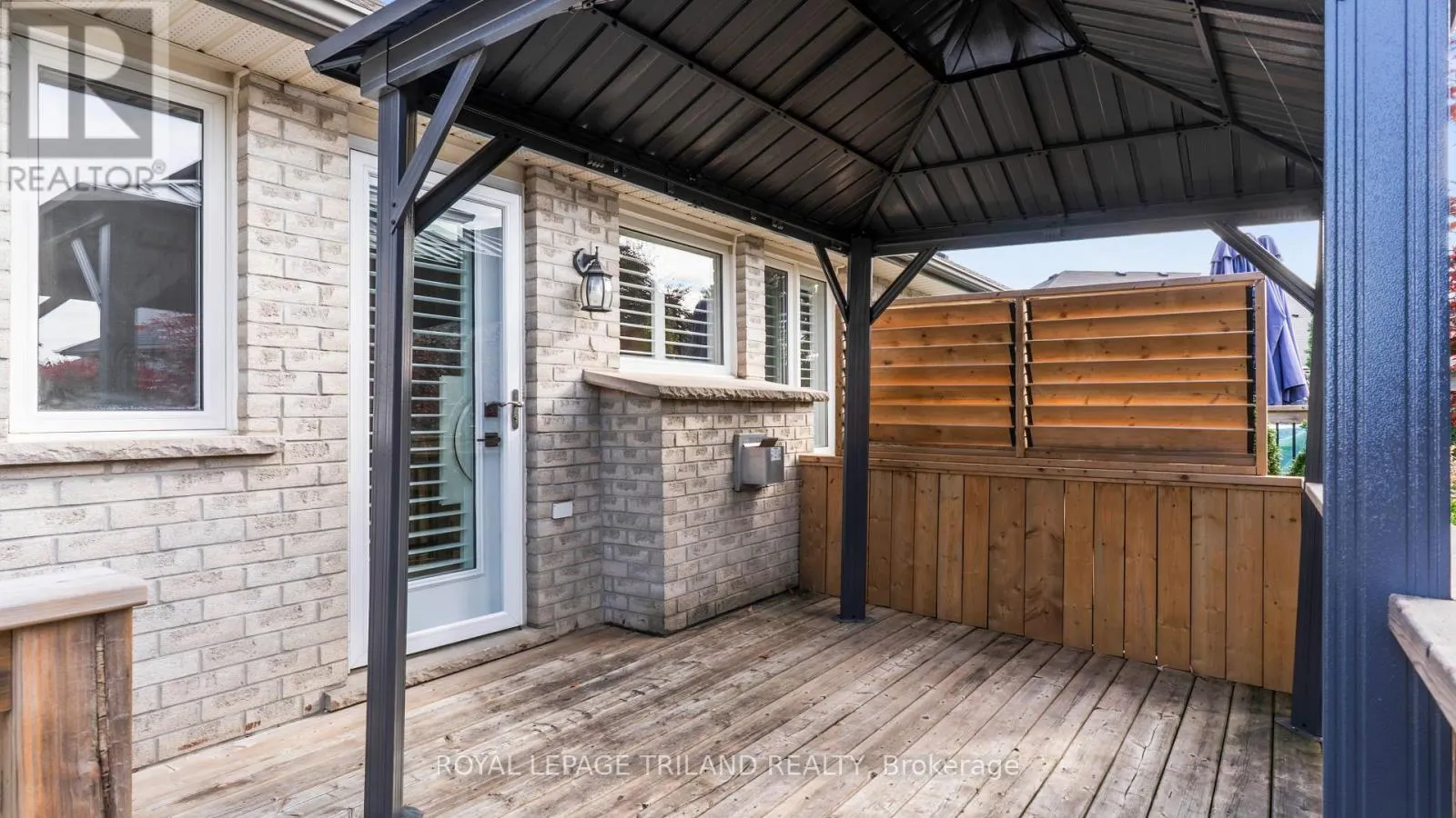 6 - 20 WINDEMERE PLACE #6