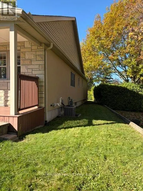 1035 FALAISE ROAD