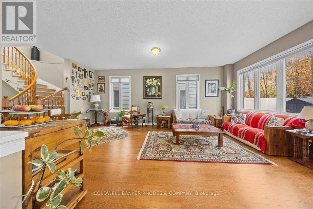 445 MEADOWBREEZE DRIVE