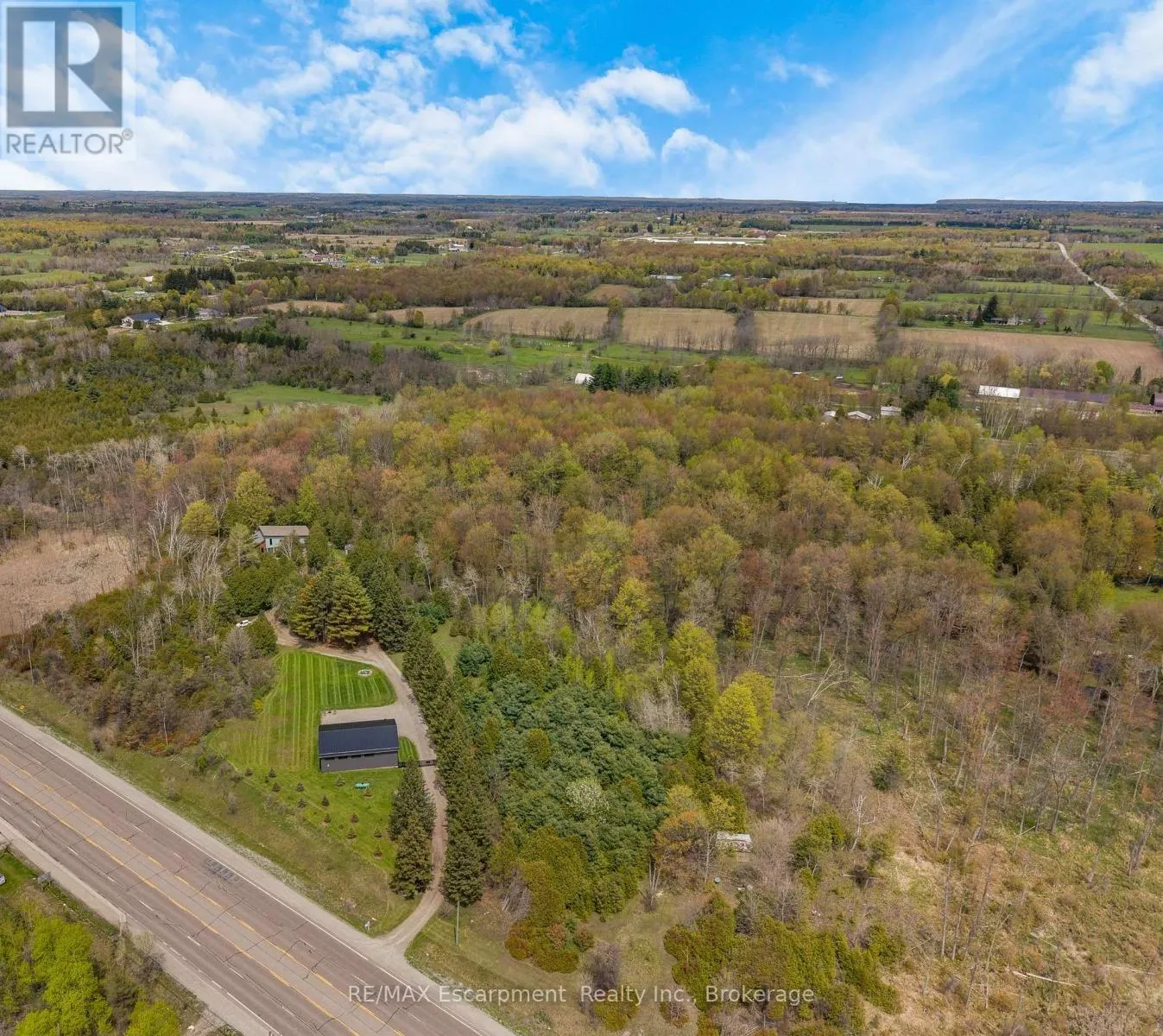 2092 HIGHWAY 6