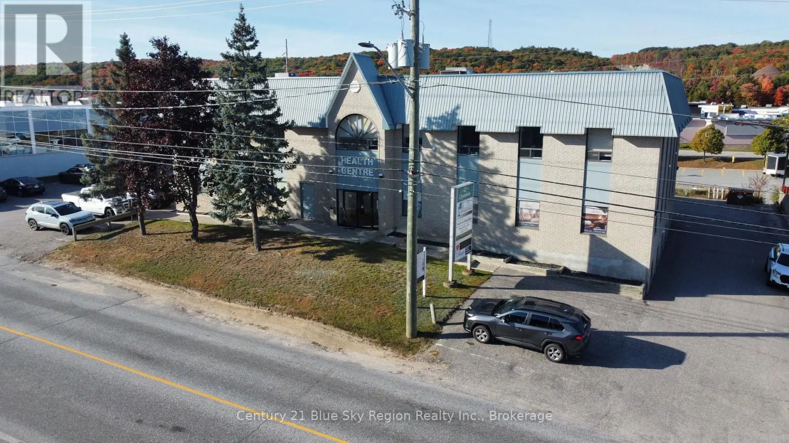 102 - 60 CHAMPLAIN STREET #102