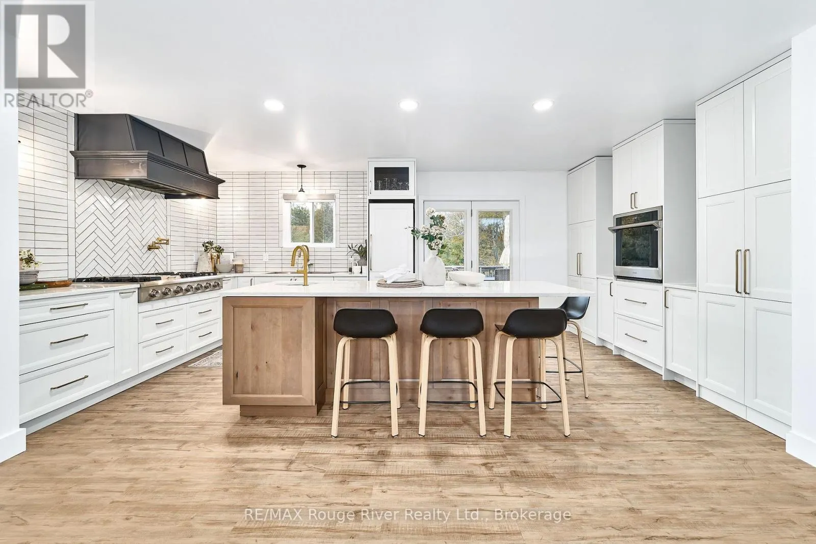 130 ST ANDREWS DRIVE