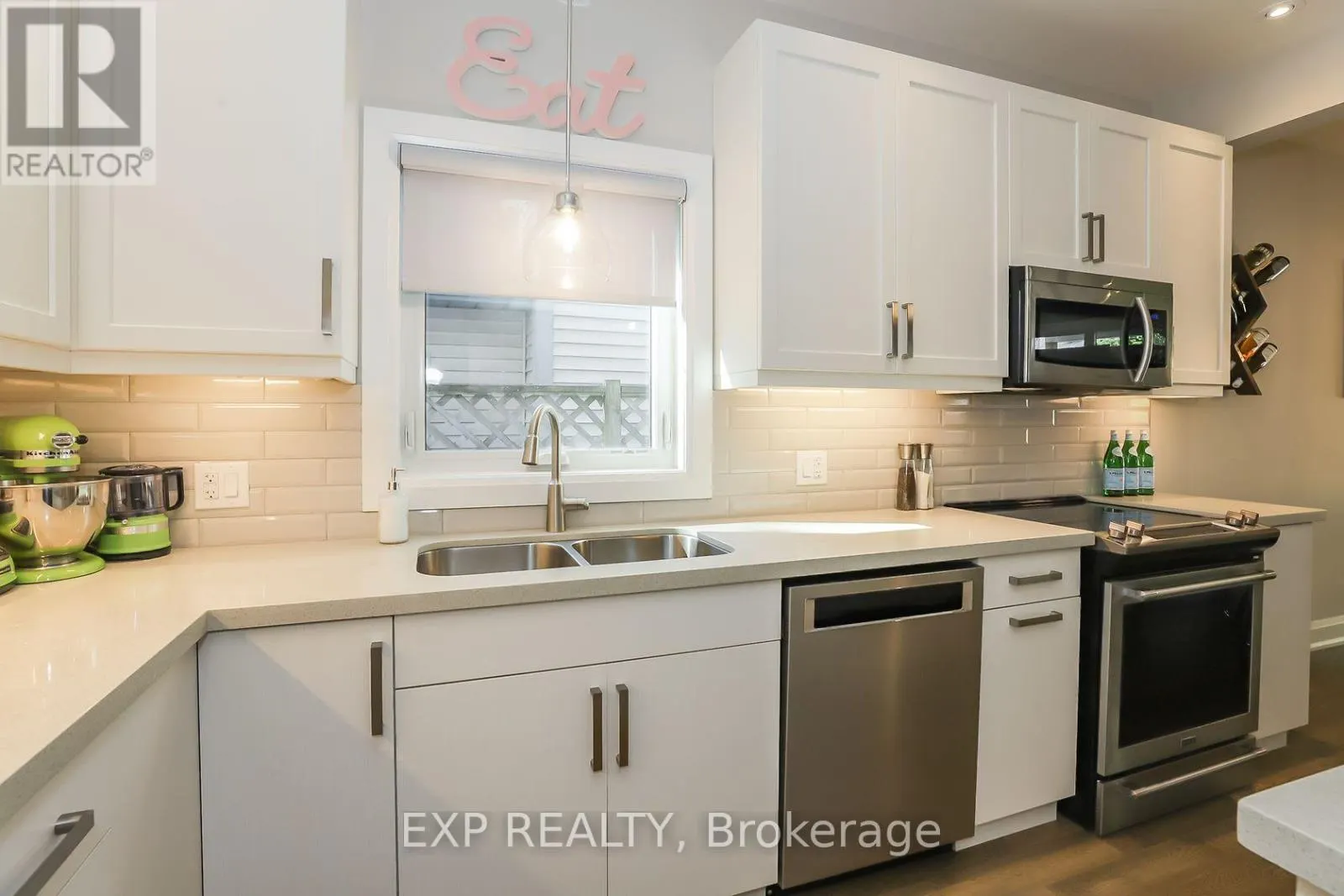 77A BROADWAY AVENUE