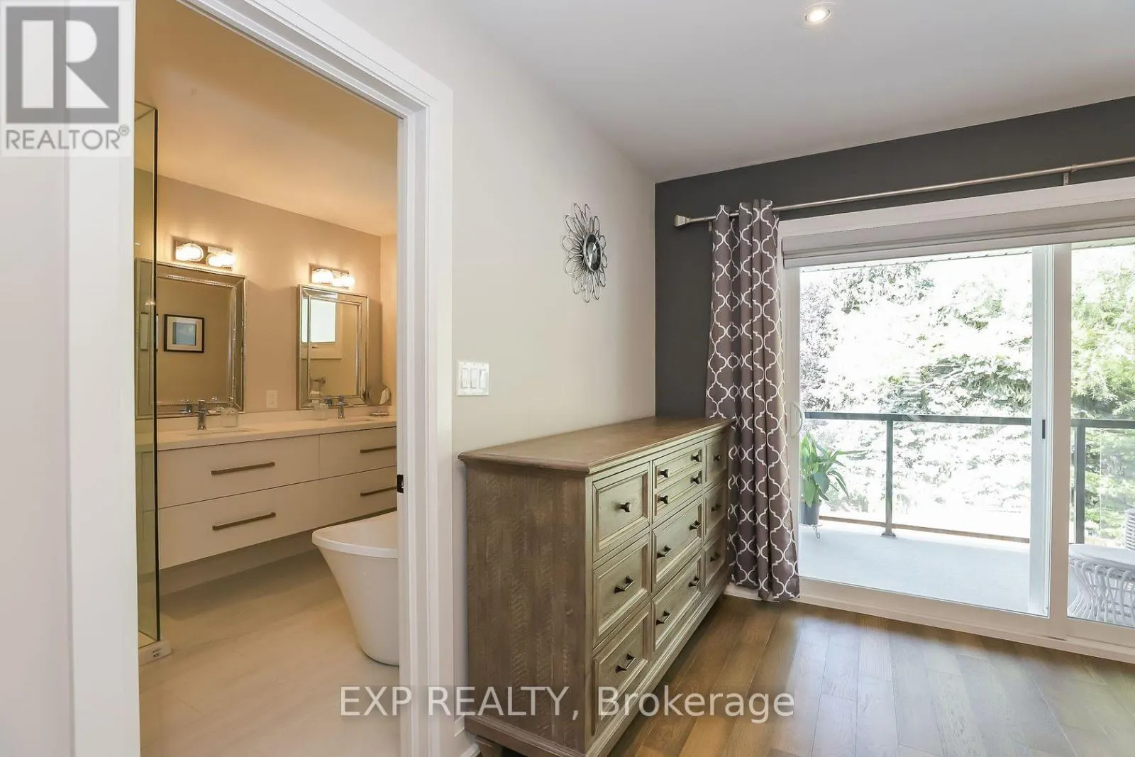 77A BROADWAY AVENUE