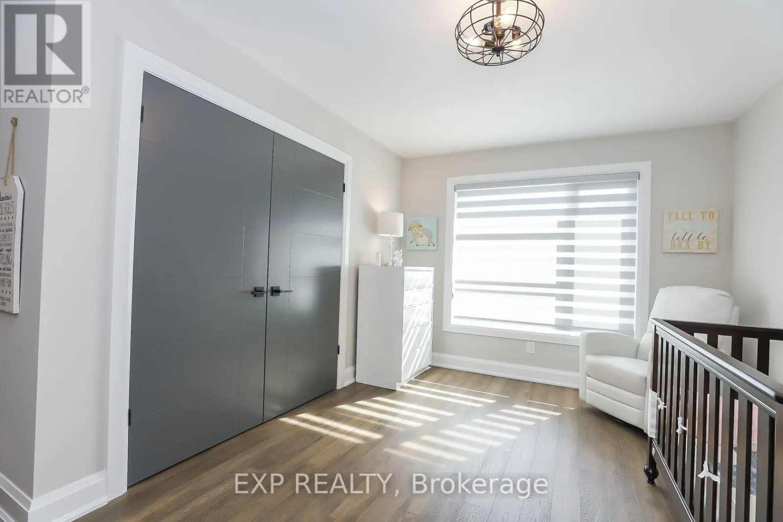 77A BROADWAY AVENUE
