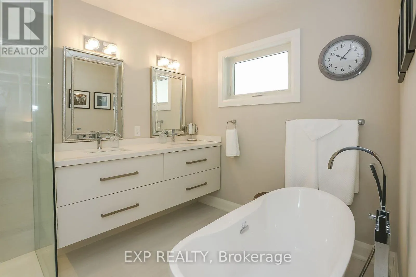 77A BROADWAY AVENUE