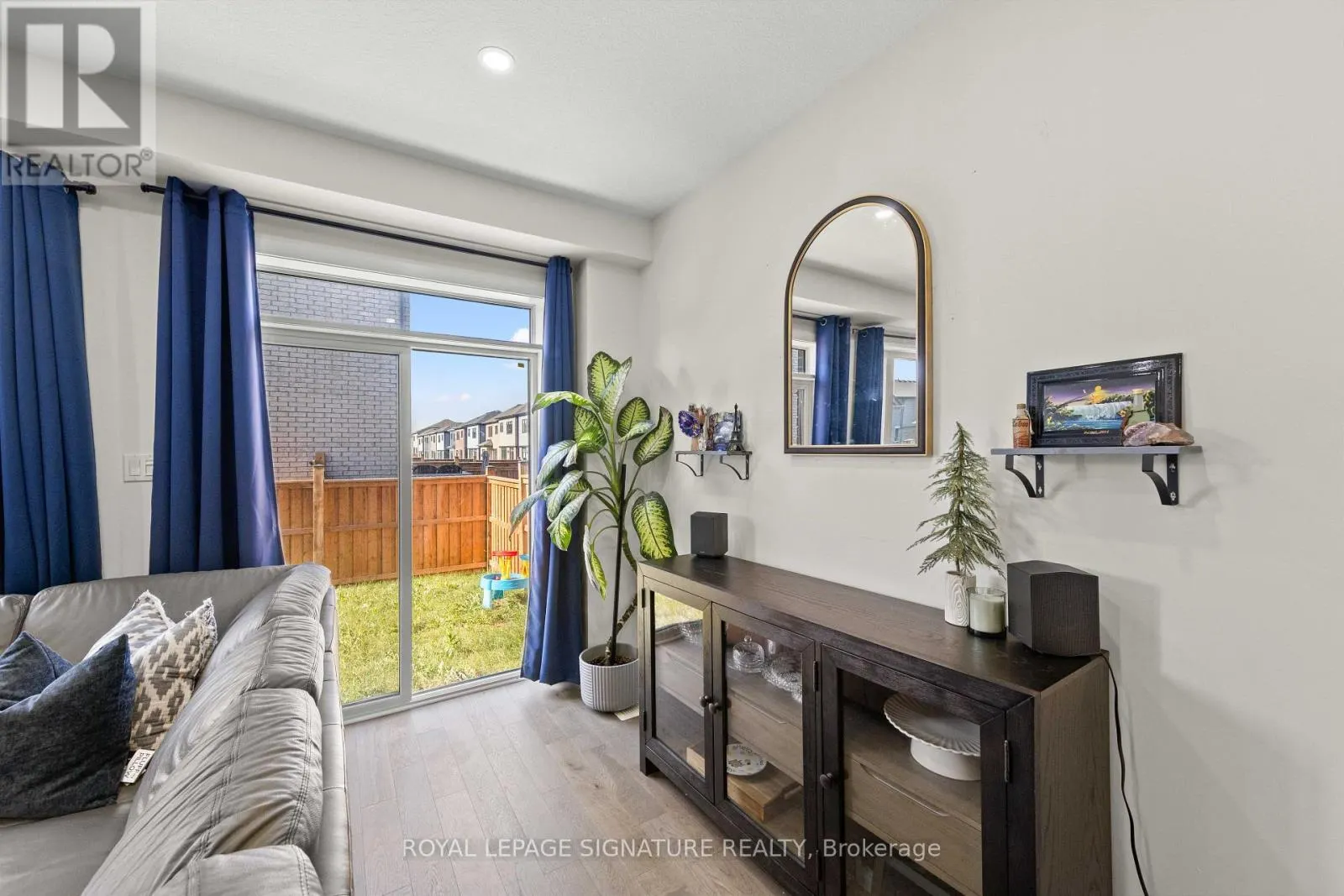 3 PILLEY ROAD