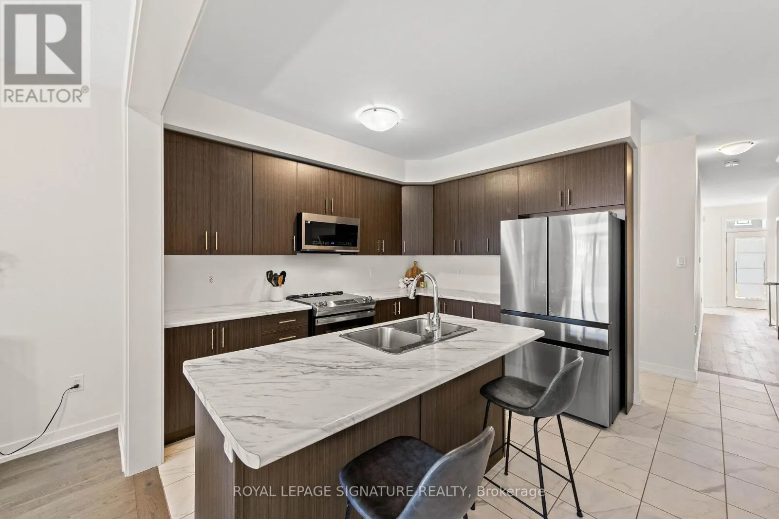 3 PILLEY ROAD
