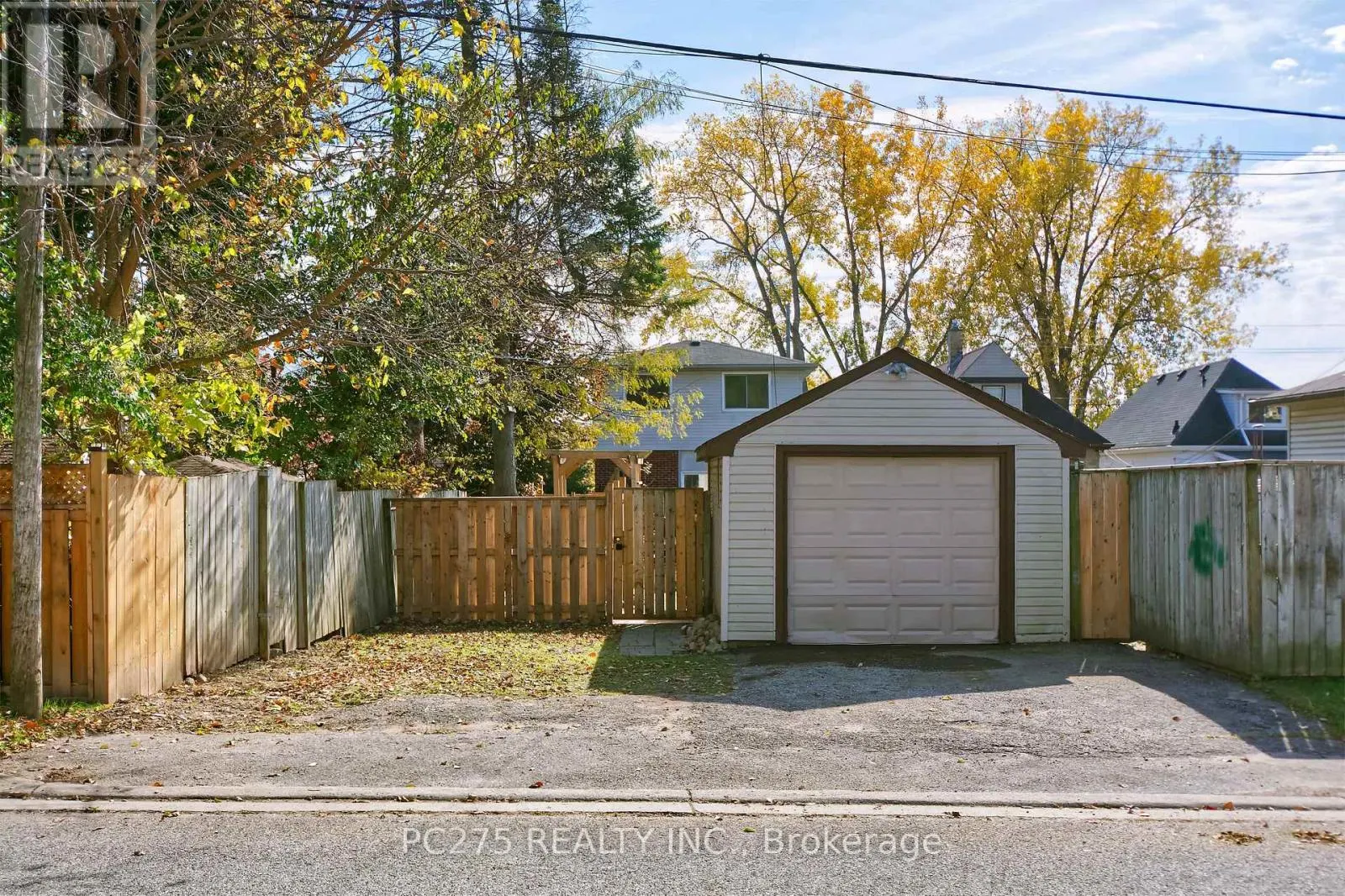 670 TRAFALGAR STREET