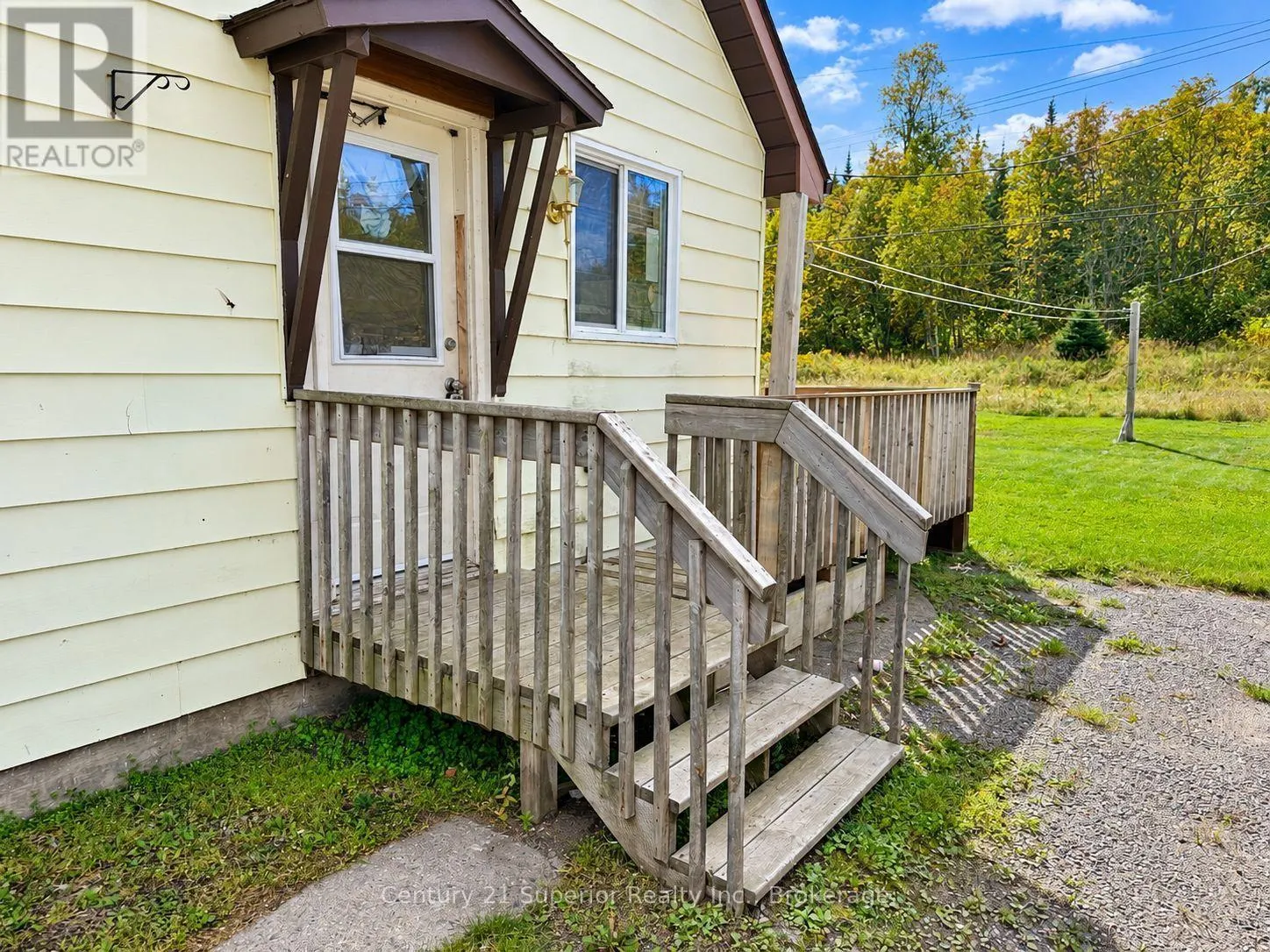 20 BIRCH CRESCENT