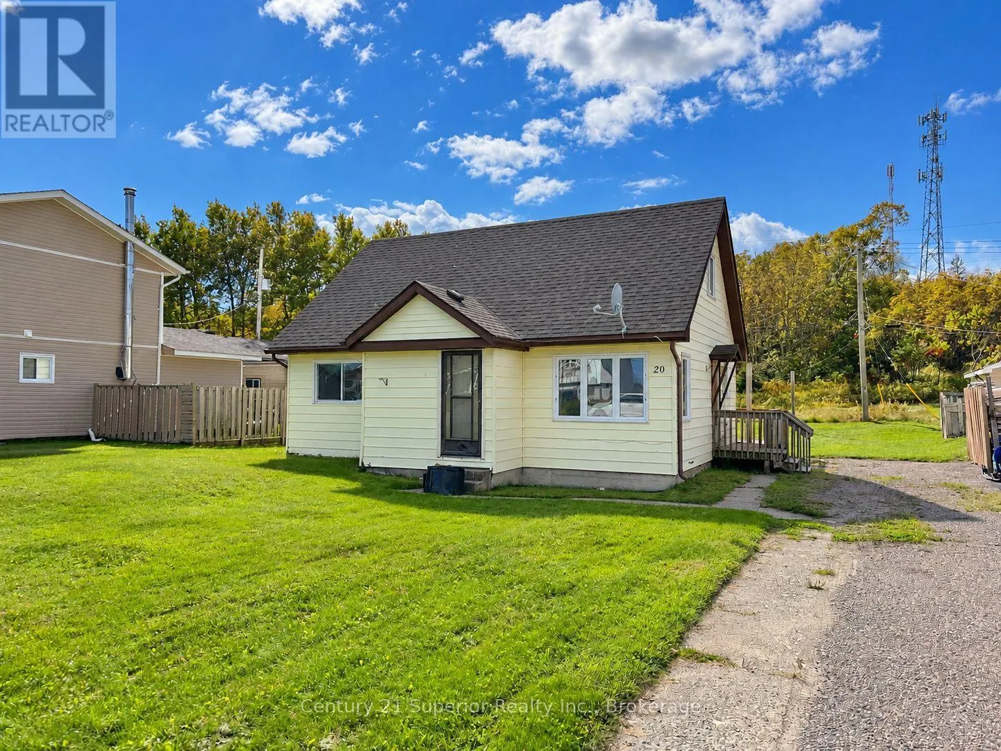 20 BIRCH CRESCENT