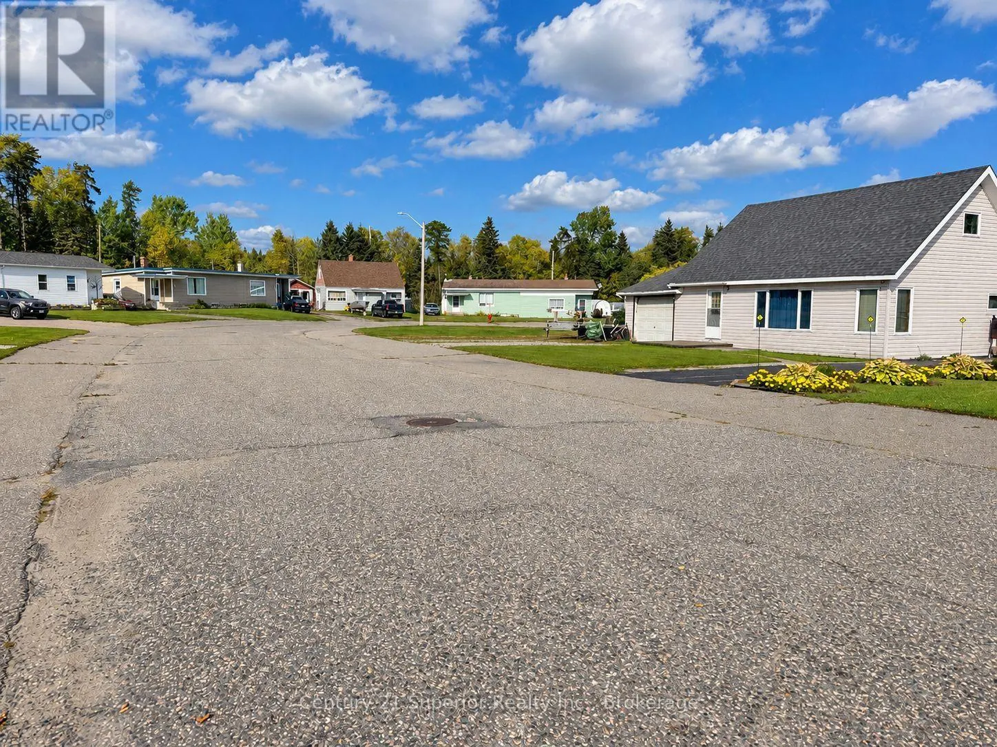20 BIRCH CRESCENT
