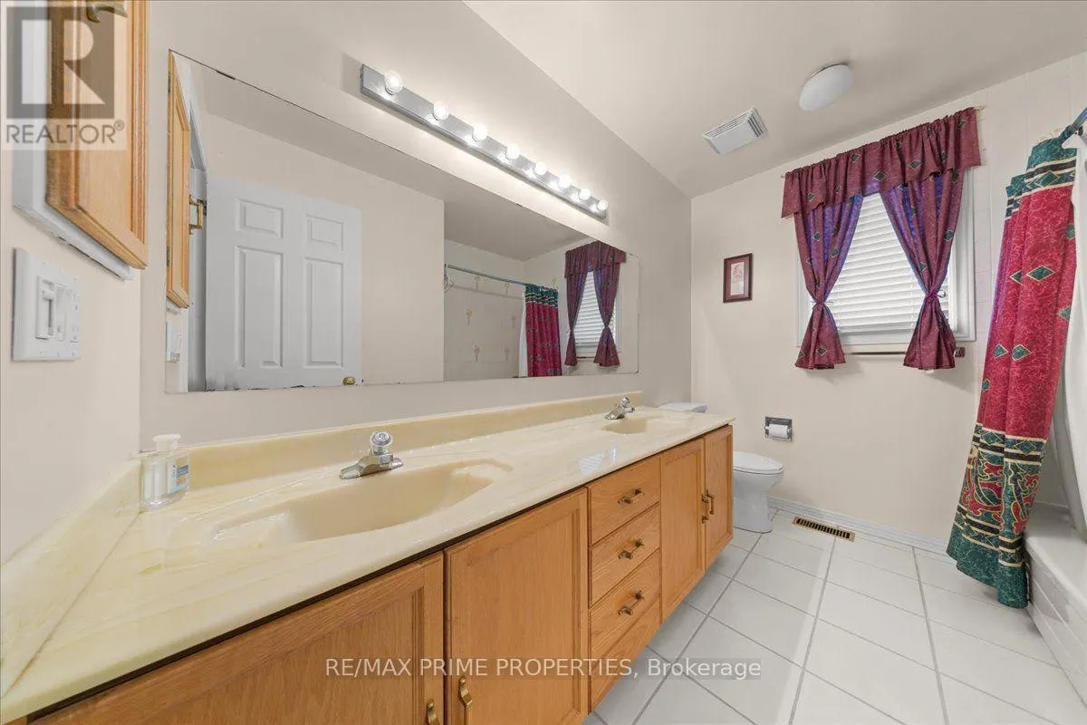 6038 VINEYARD DRIVE