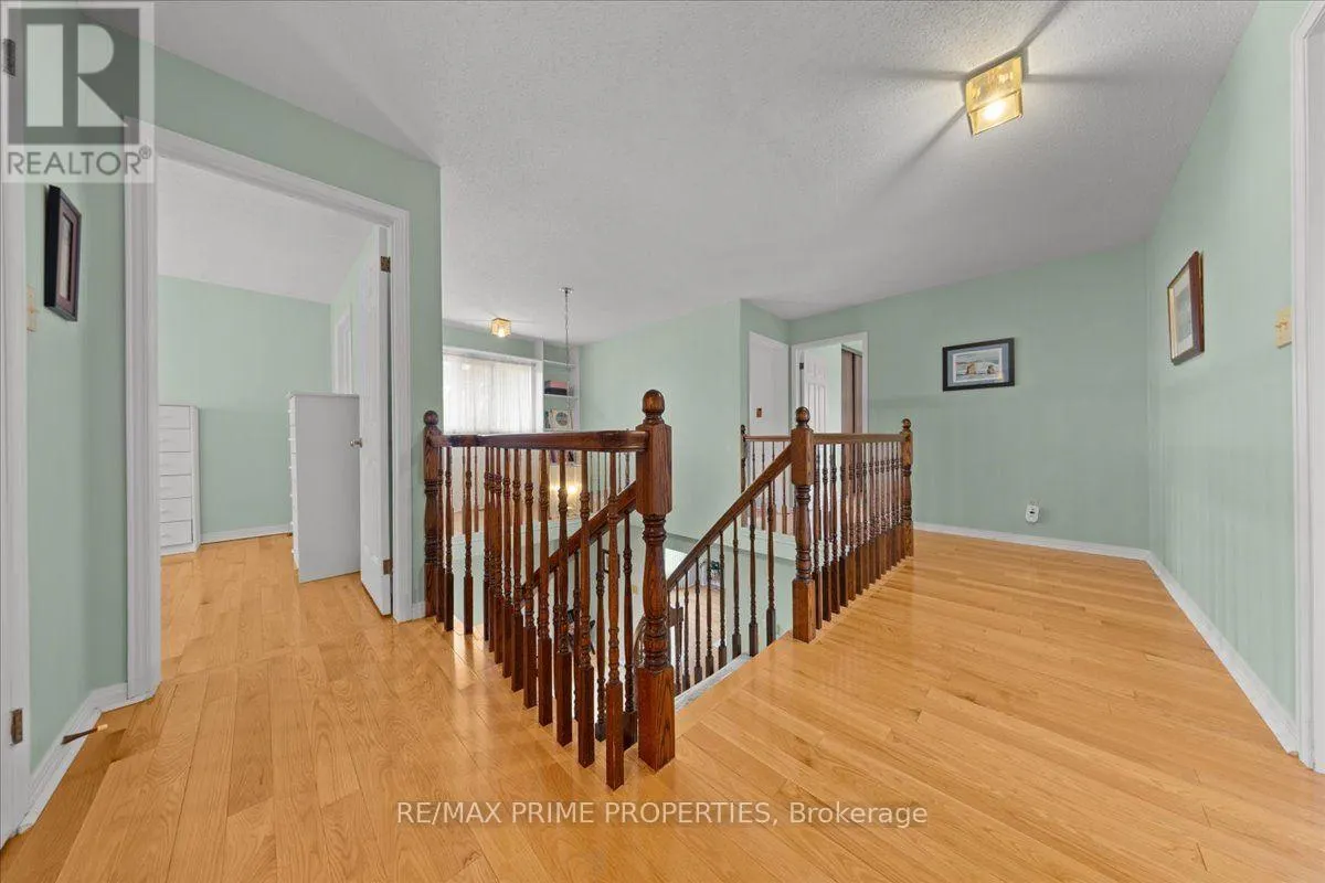6038 VINEYARD DRIVE