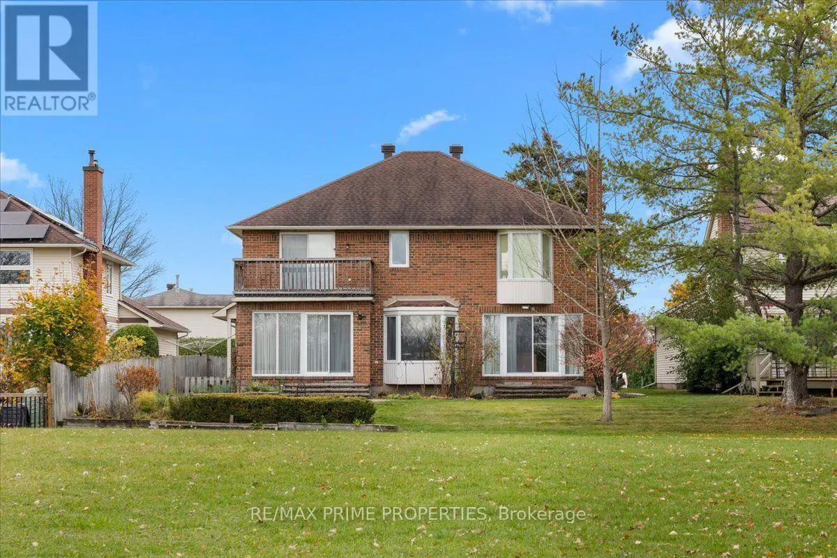 6038 VINEYARD DRIVE