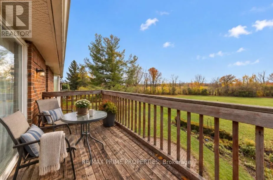 6038 VINEYARD DRIVE
