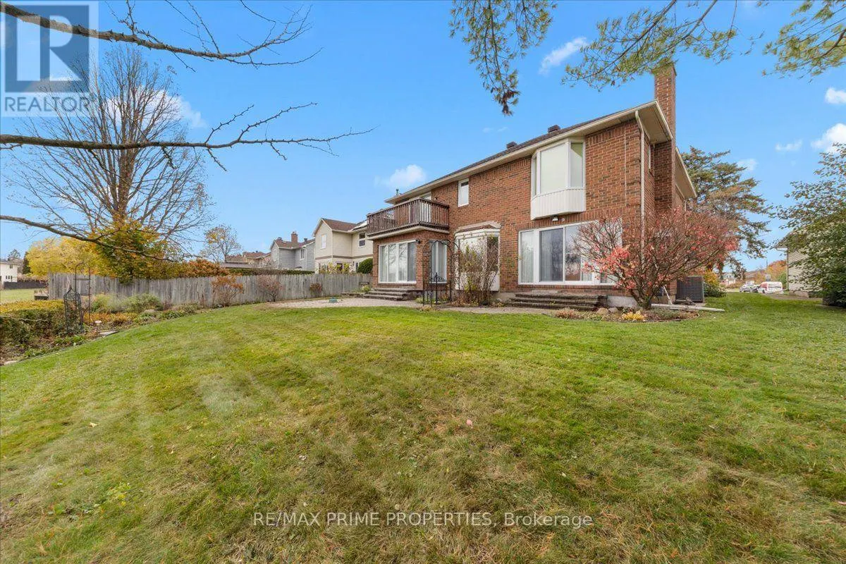 6038 VINEYARD DRIVE
