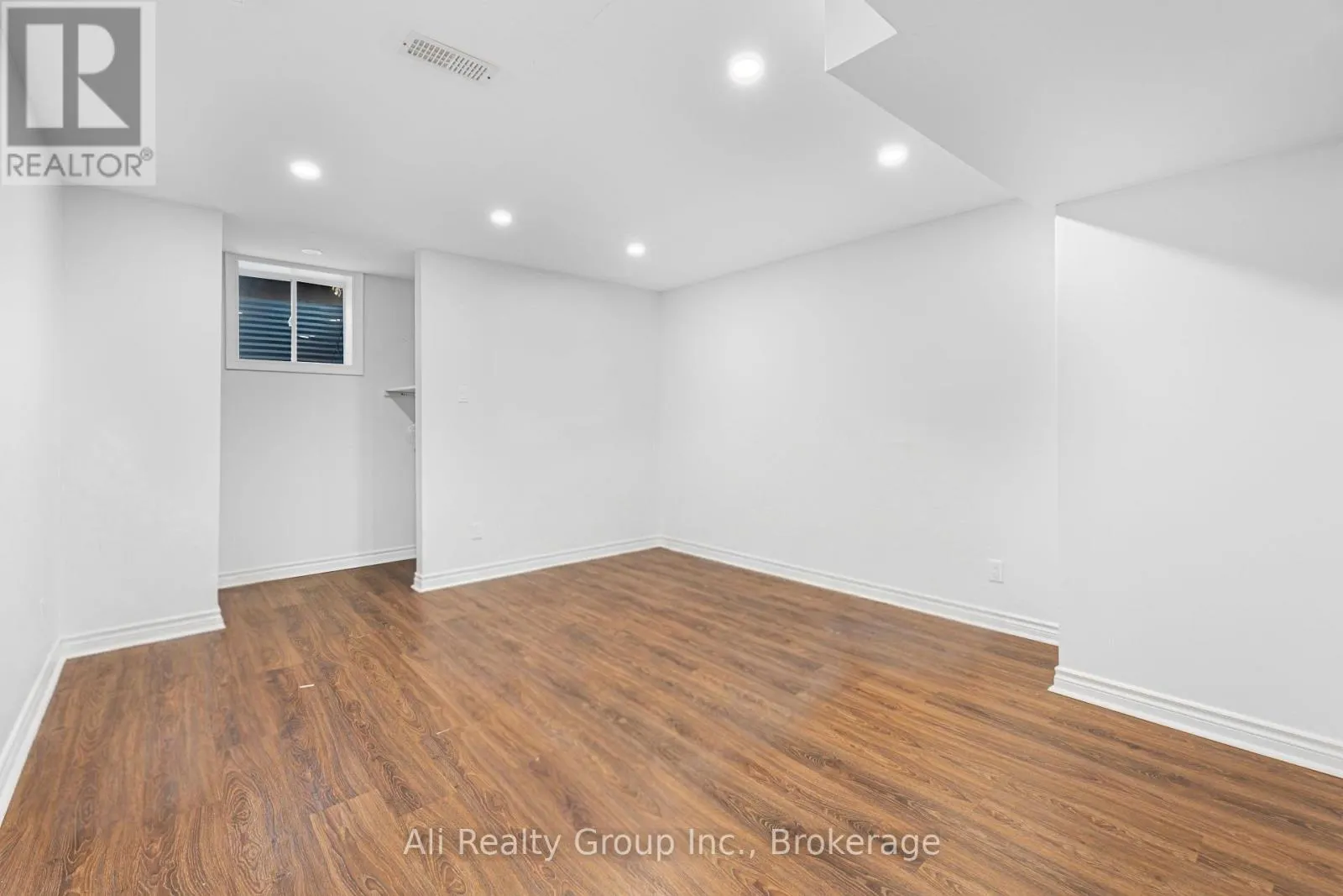 BASEMENT - 102 SOLEIL AVENUE
