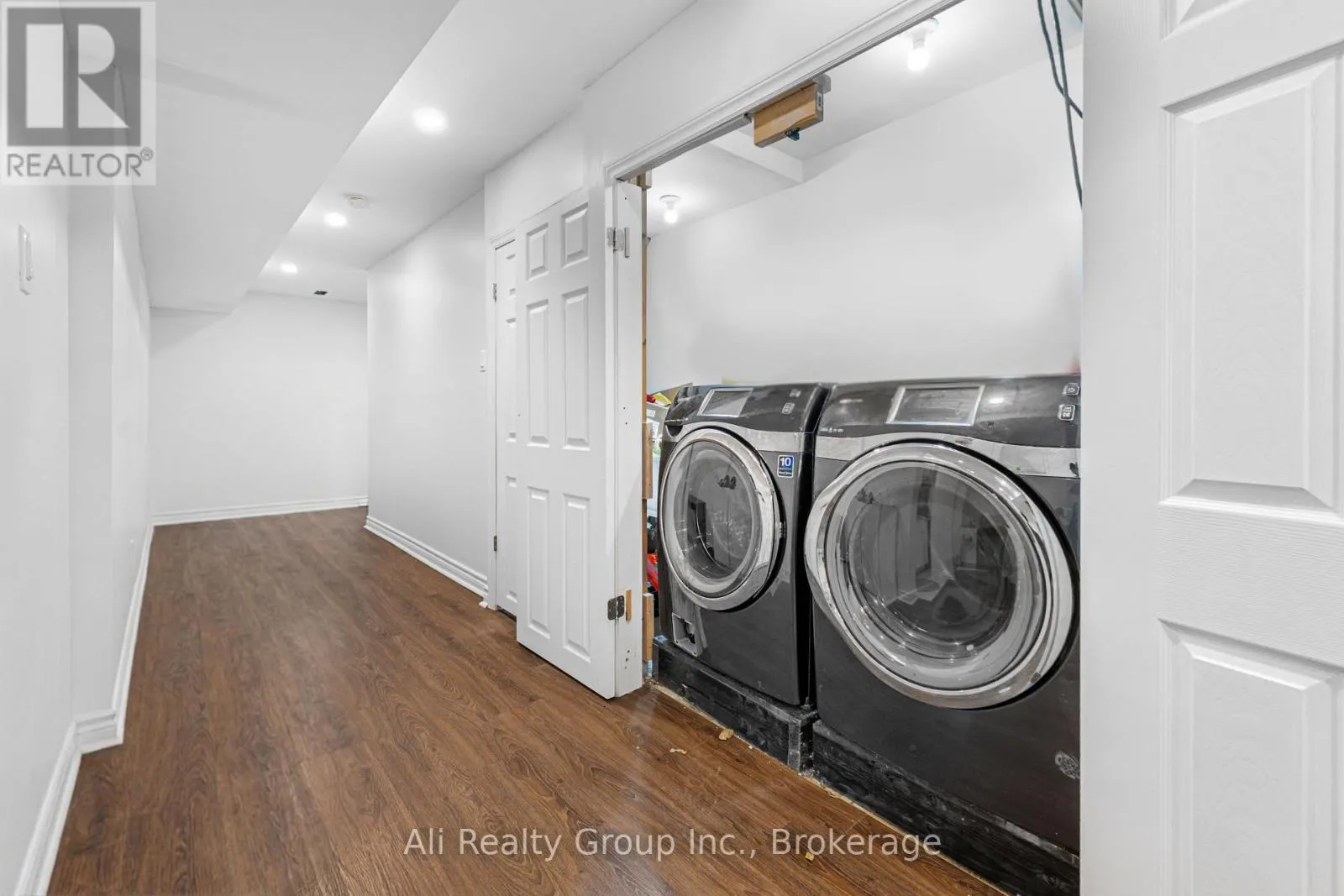 BASEMENT - 102 SOLEIL AVENUE