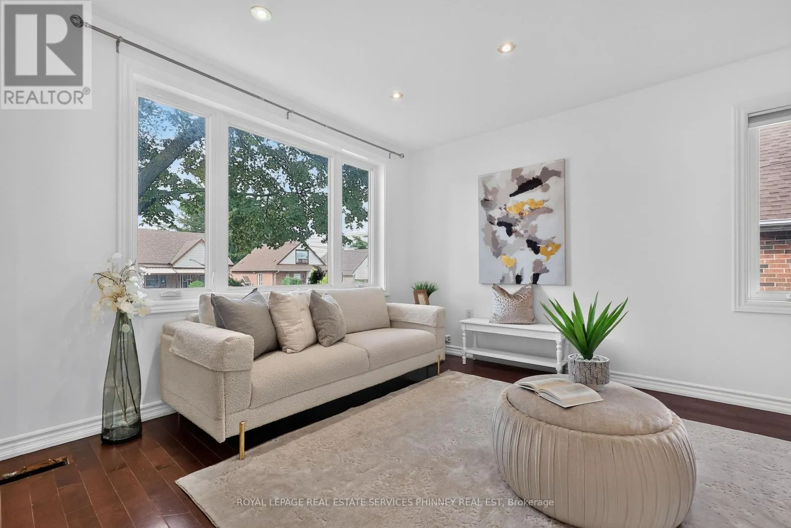 245 GLENHOLME AVENUE