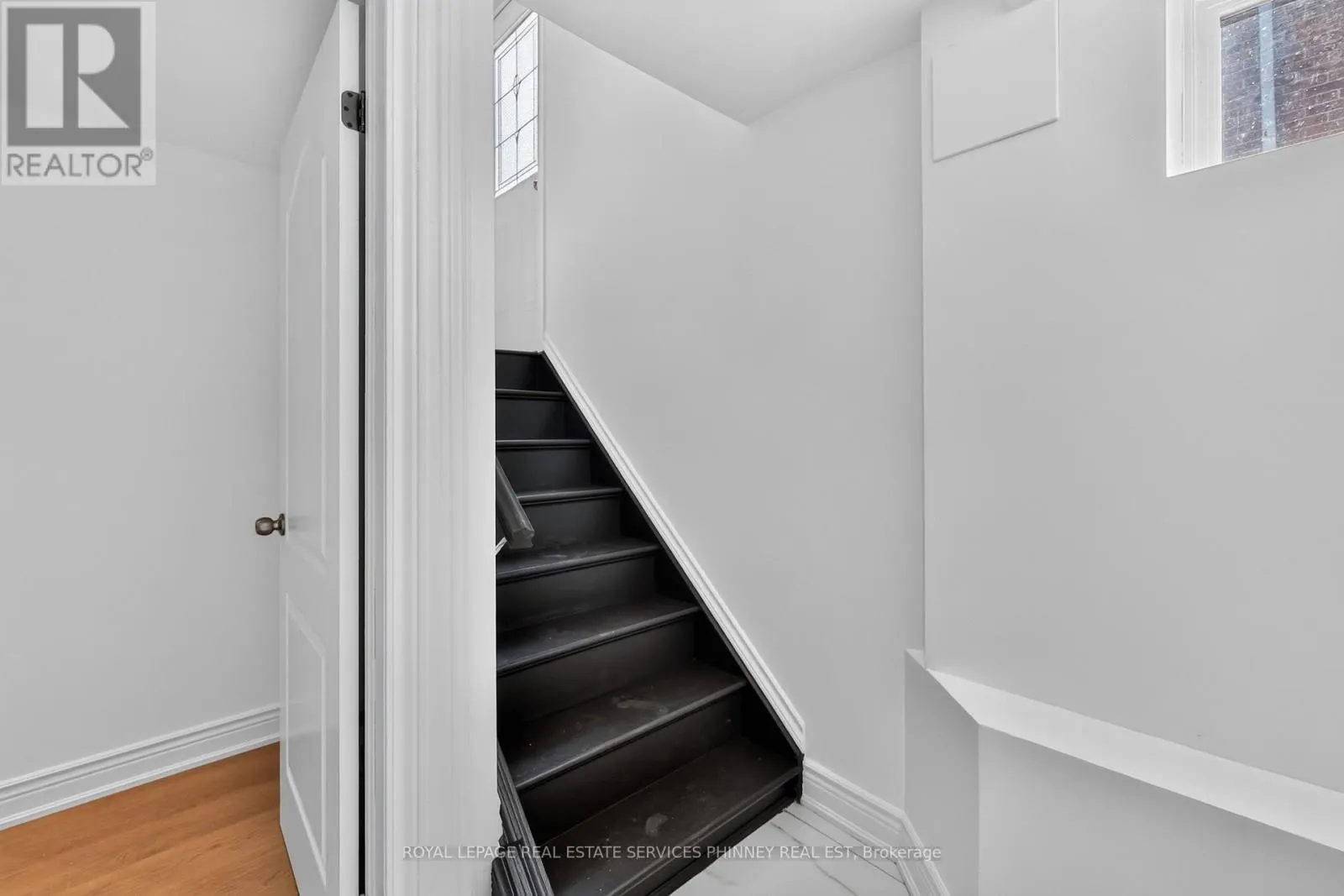 245 GLENHOLME AVENUE