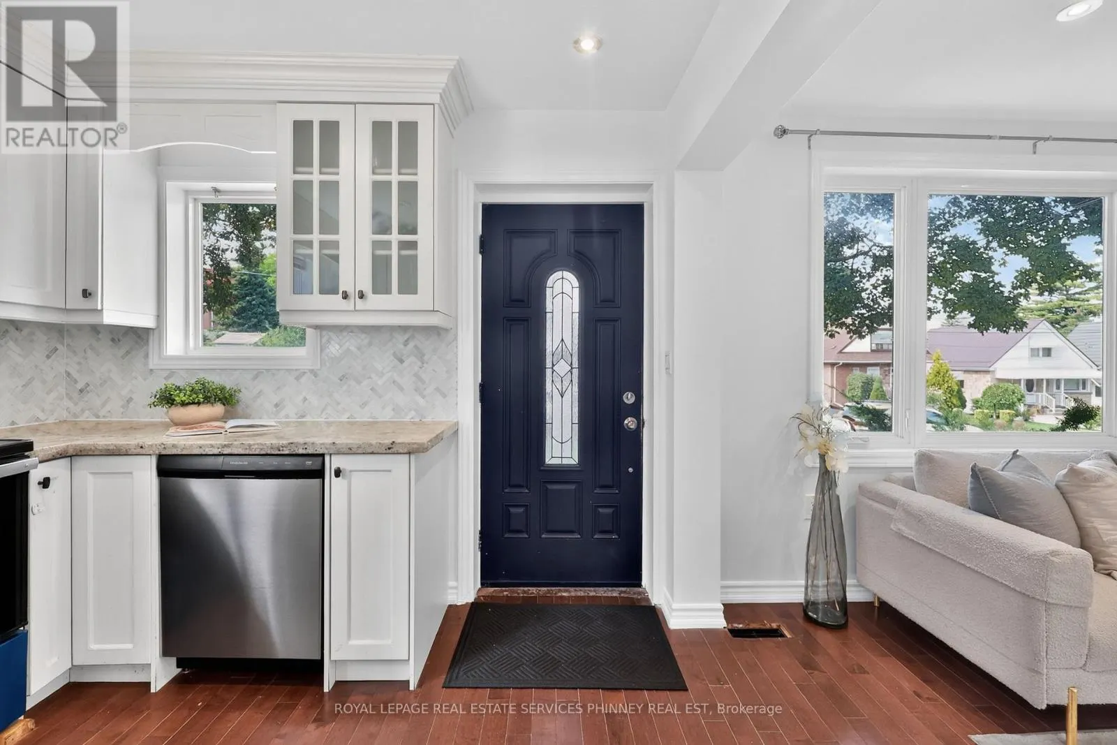 245 GLENHOLME AVENUE