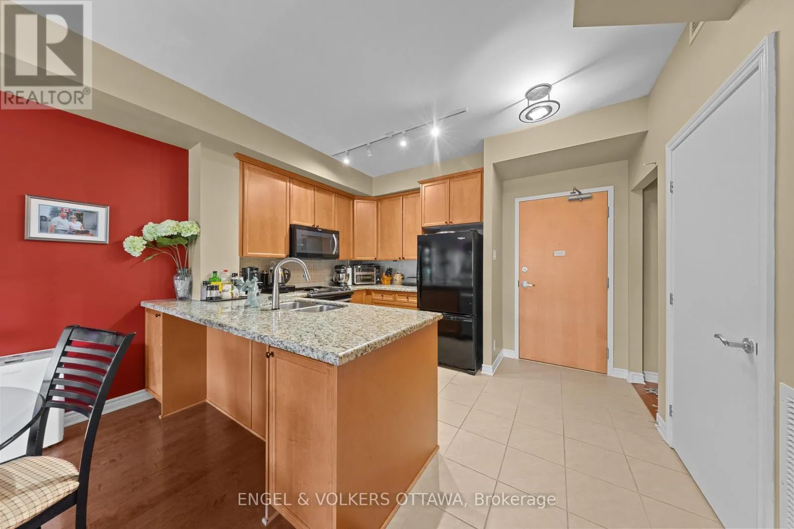 304 - 205 BOLTON STREET
