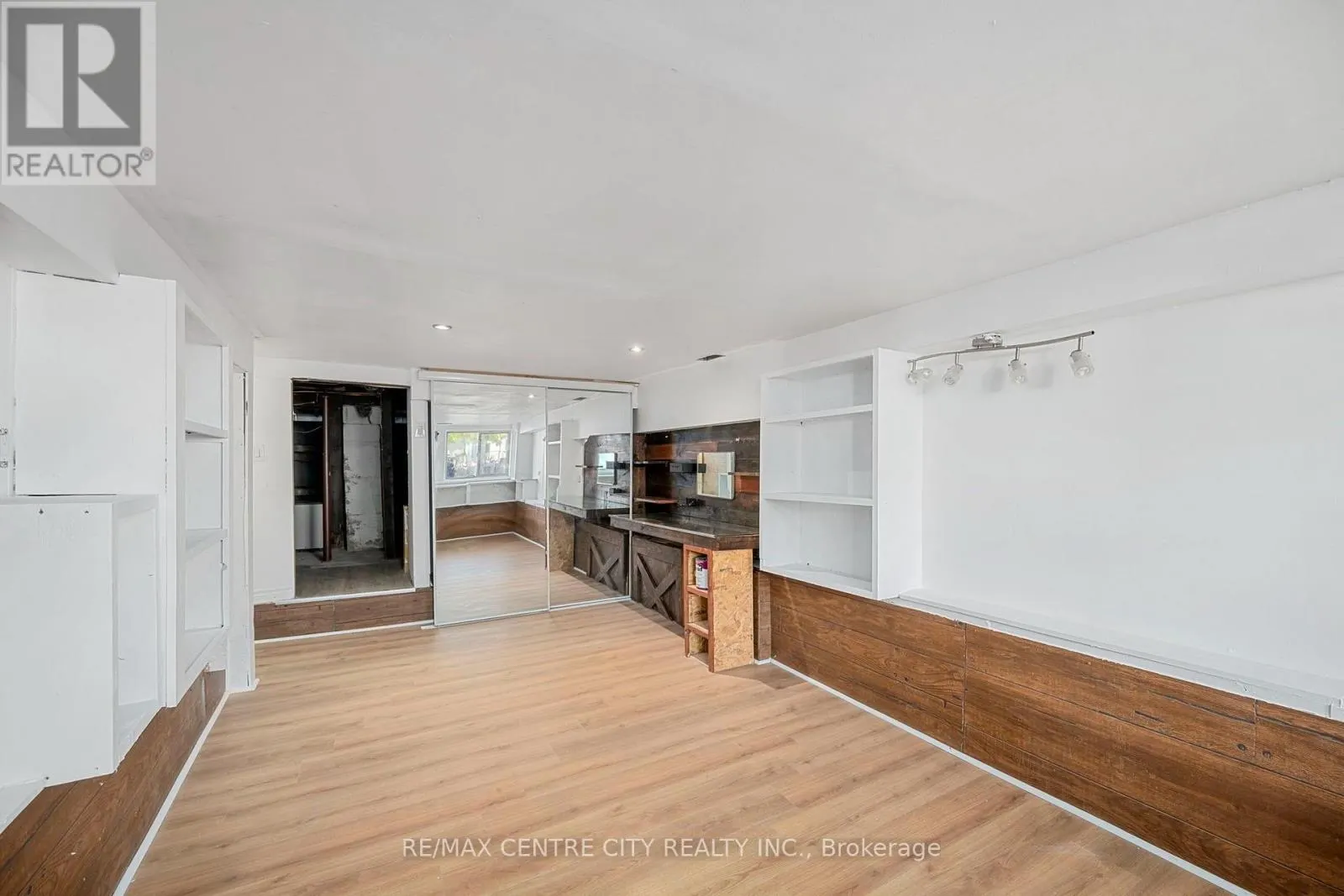 38 BOULLEE STREET