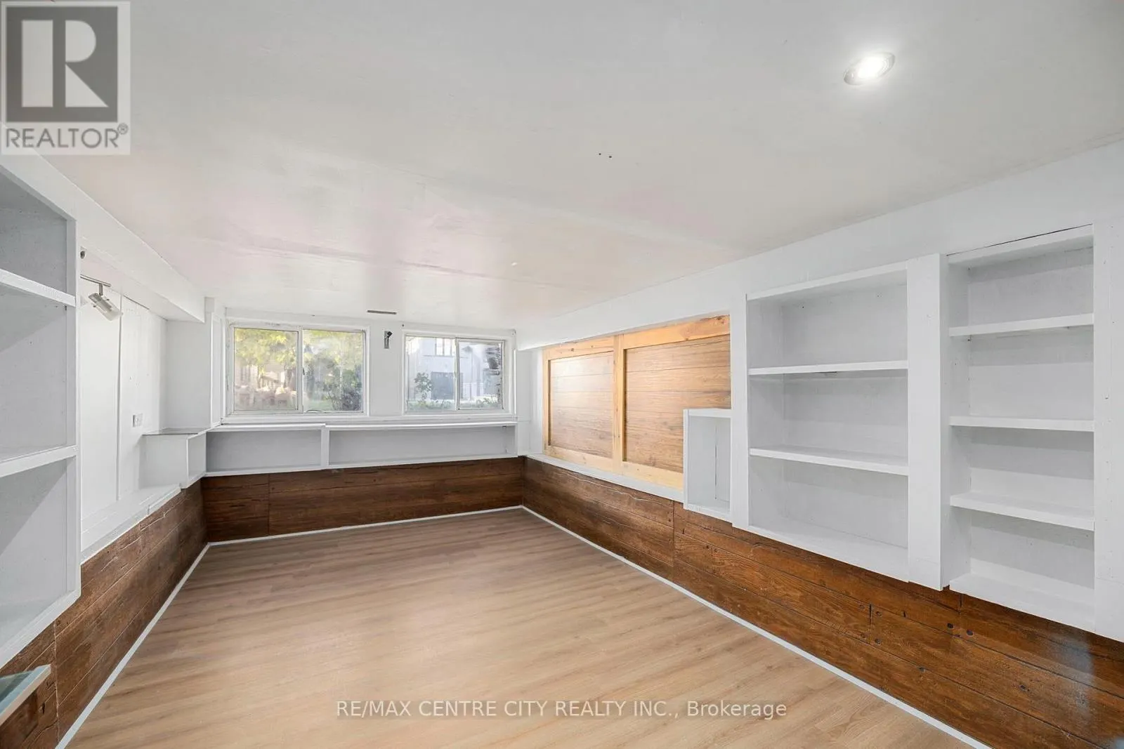 38 BOULLEE STREET
