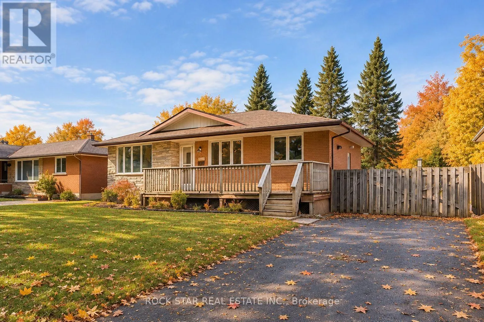 UPPER - 87 LEASIDE DRIVE