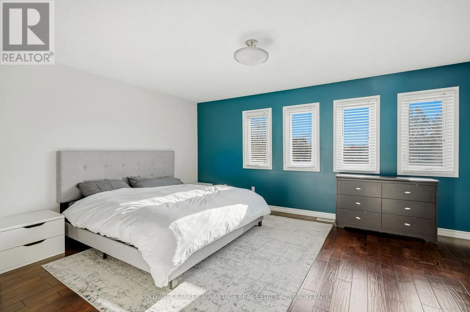 70 JEFFERSON COURT W