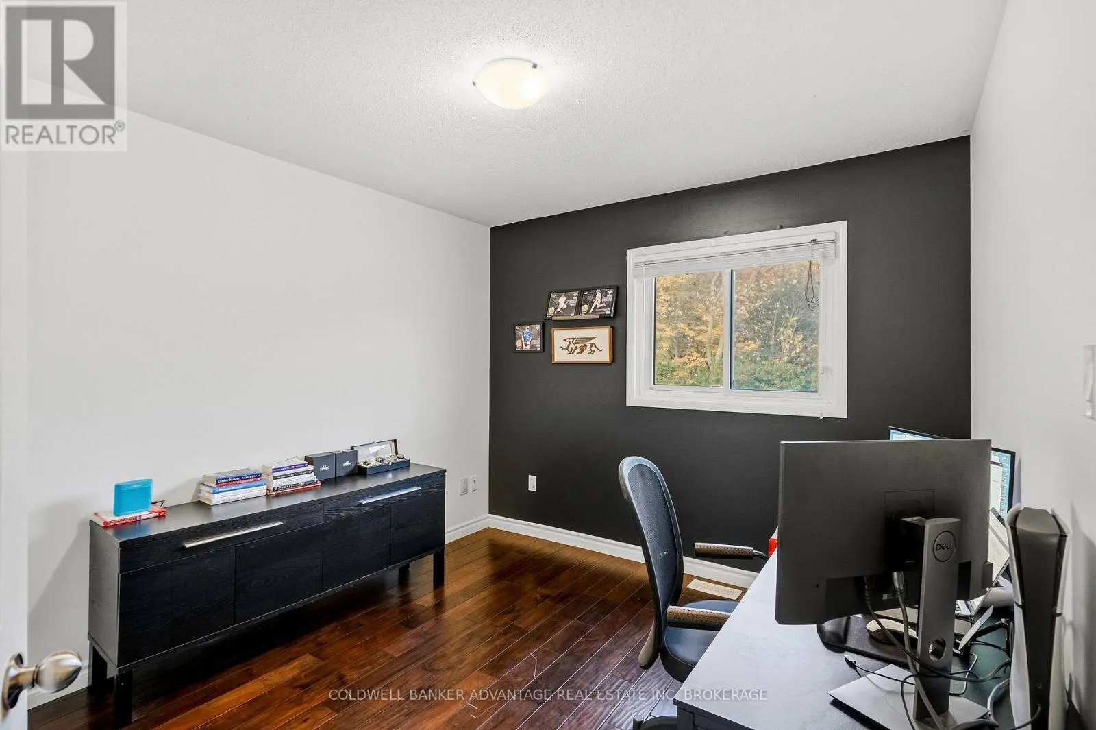 70 JEFFERSON COURT W