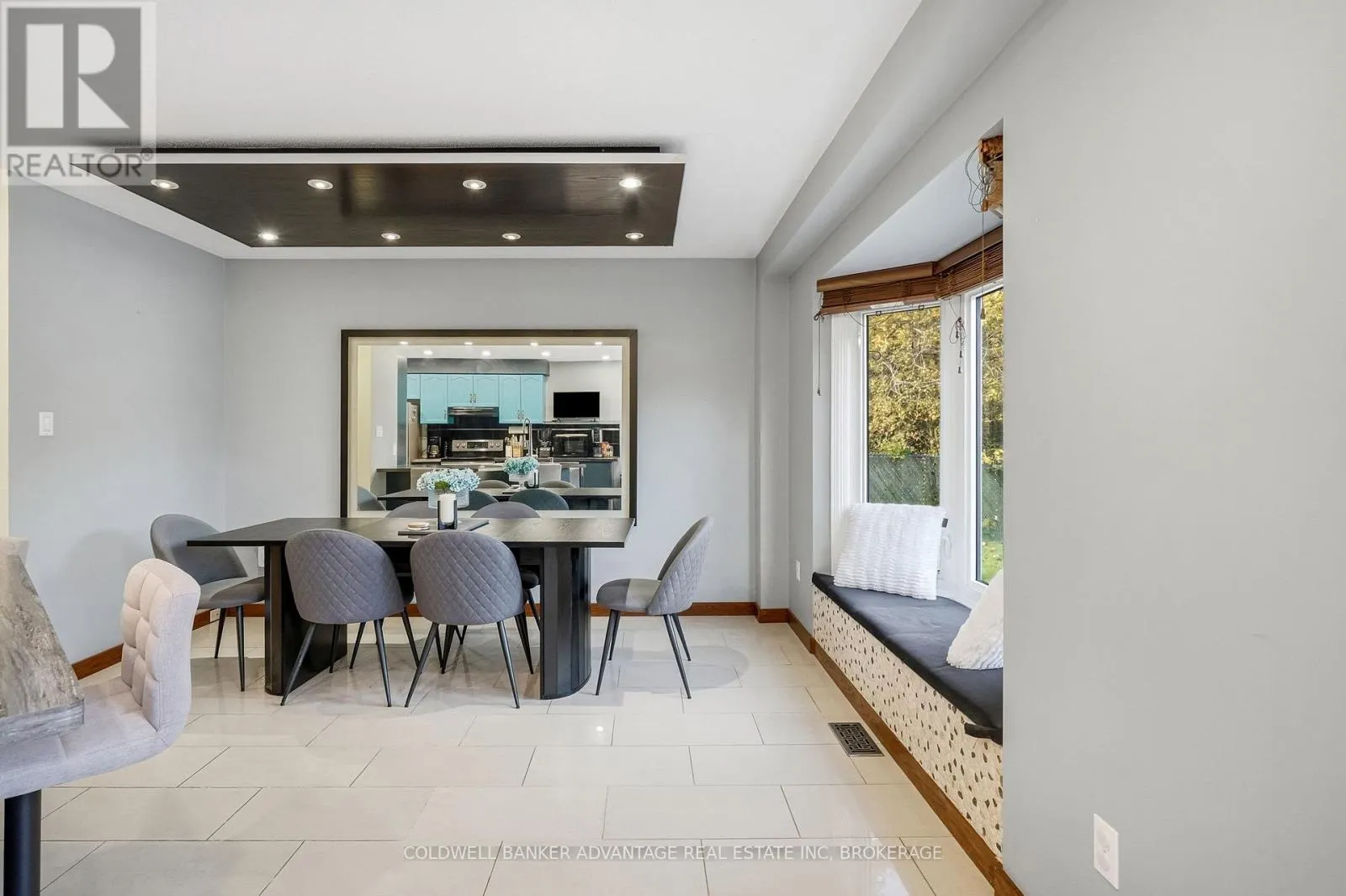 70 JEFFERSON COURT W