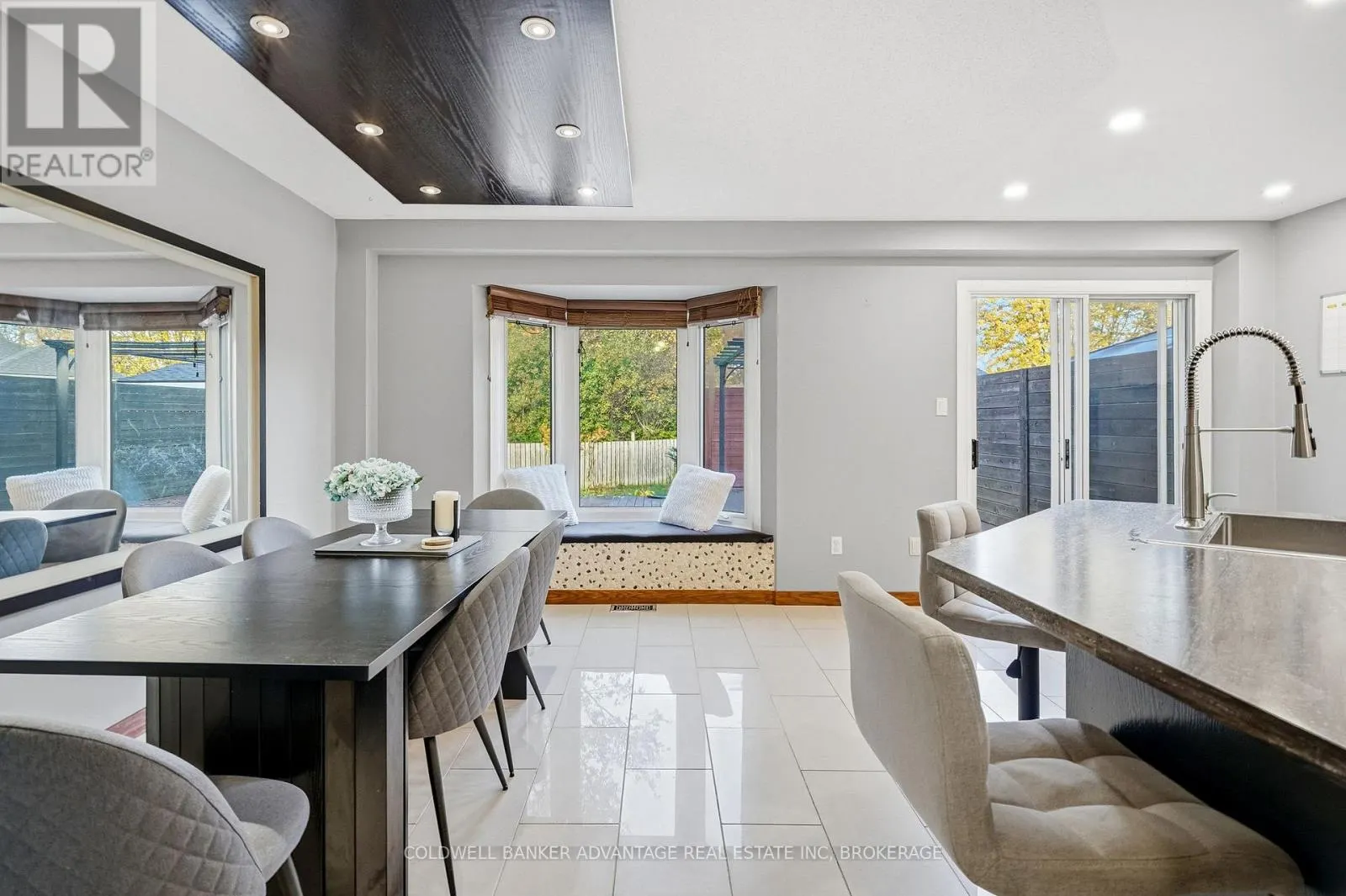 70 JEFFERSON COURT W
