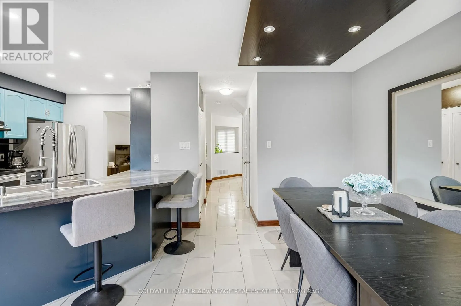 70 JEFFERSON COURT W