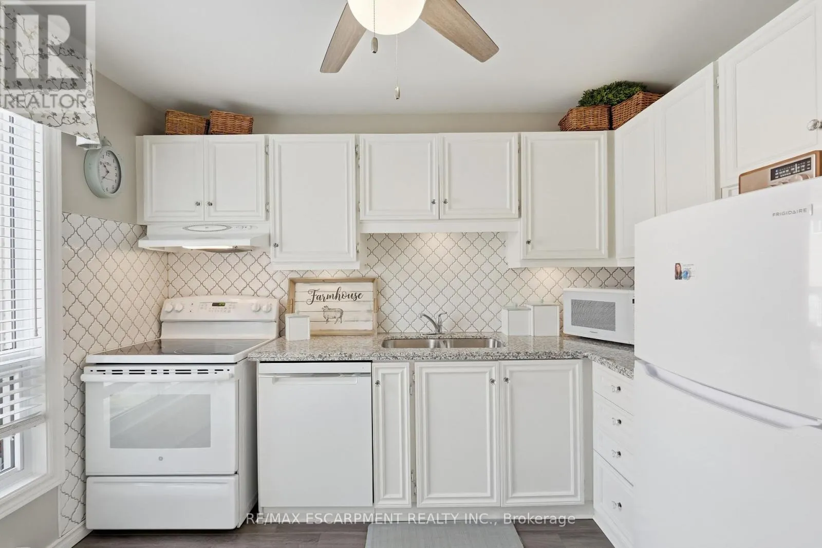 14 - 66 SUMMERCREST DRIVE