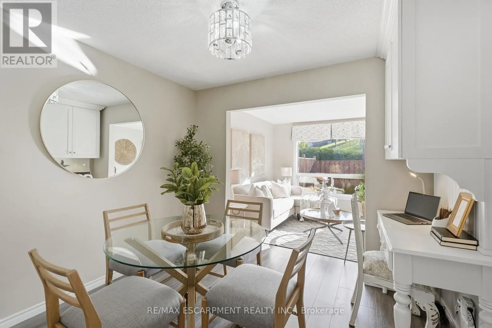 14 - 66 SUMMERCREST DRIVE