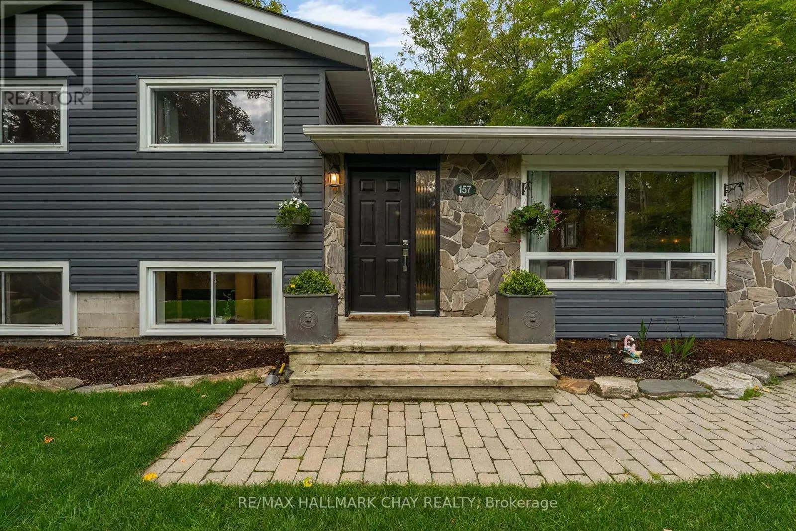 157 SUNNYSIDE STREET