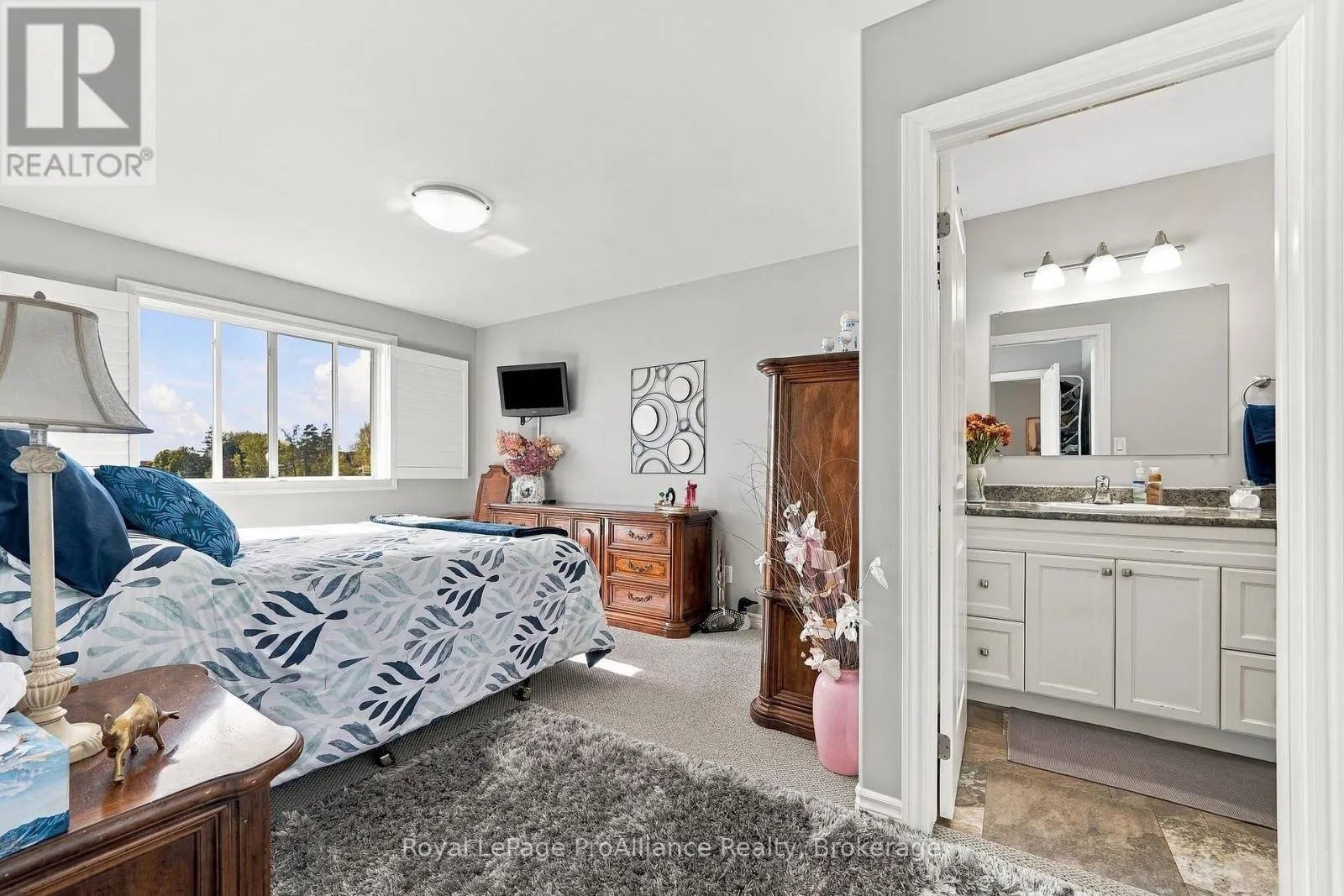 31 COBBLESTONE STREET