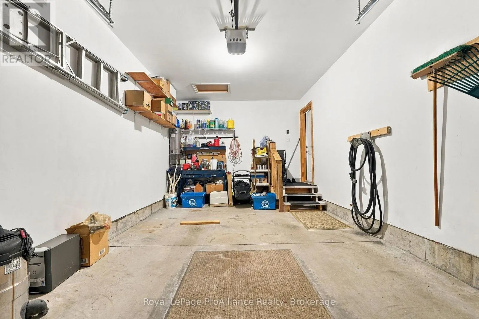31 COBBLESTONE STREET