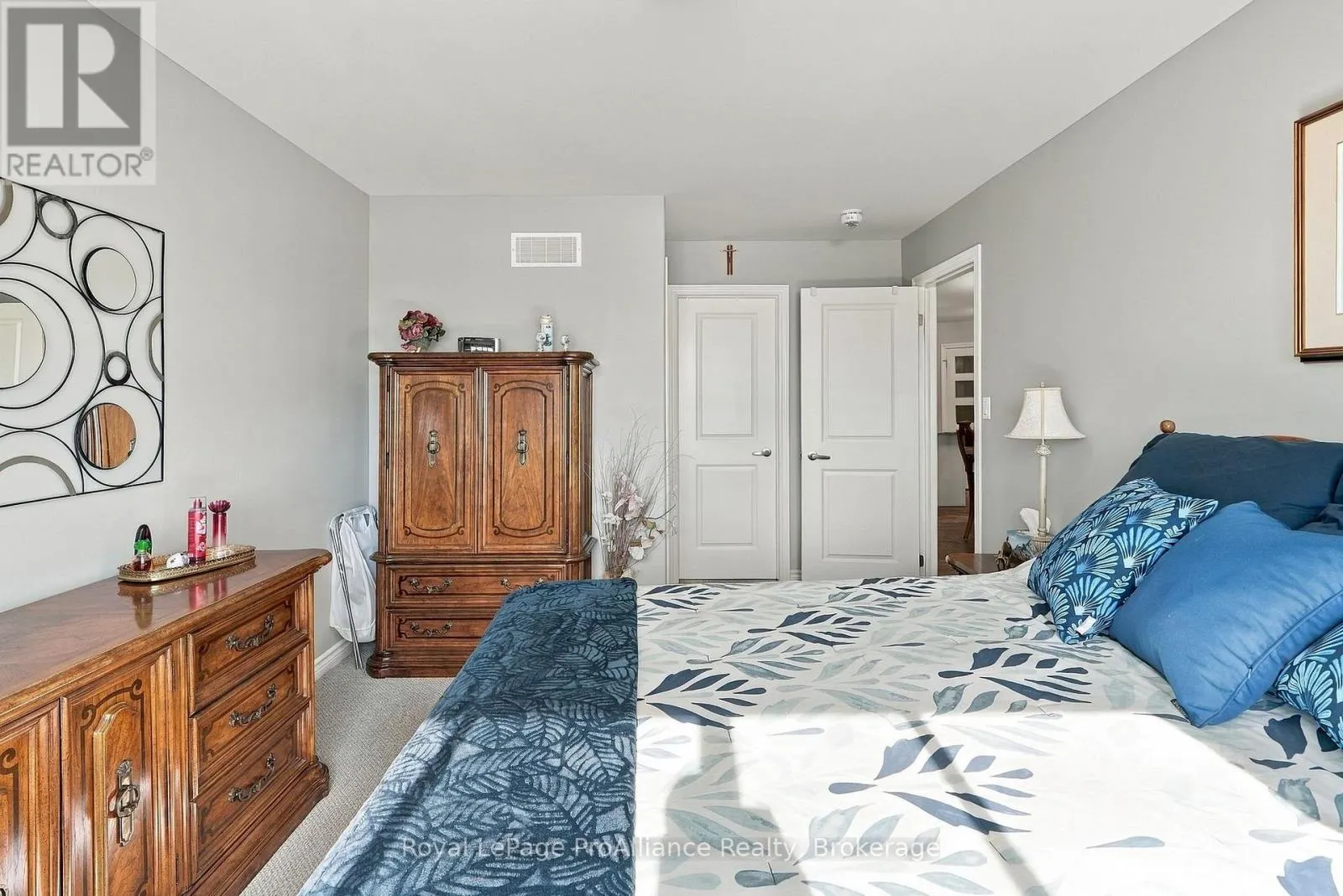 31 COBBLESTONE STREET