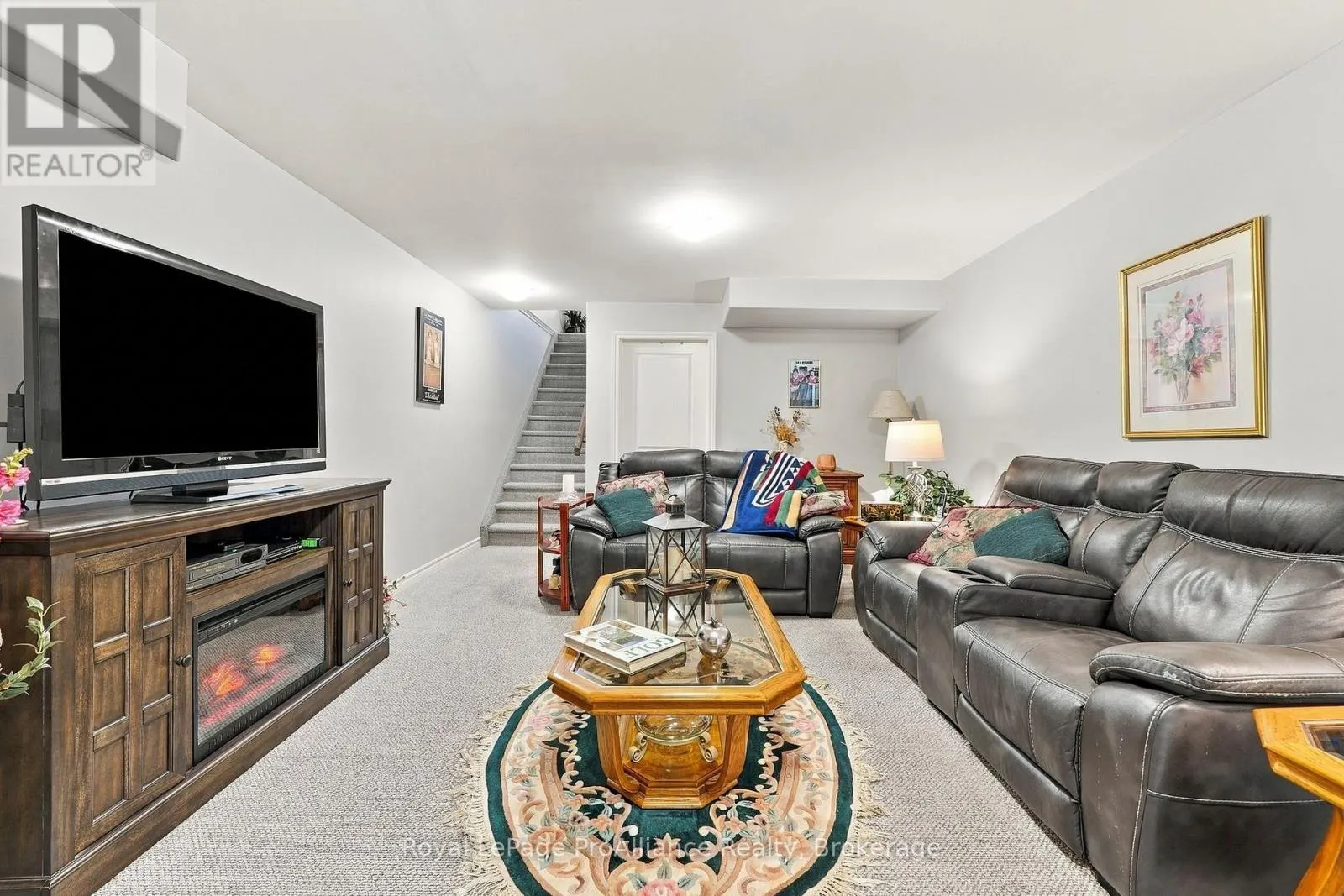 31 COBBLESTONE STREET