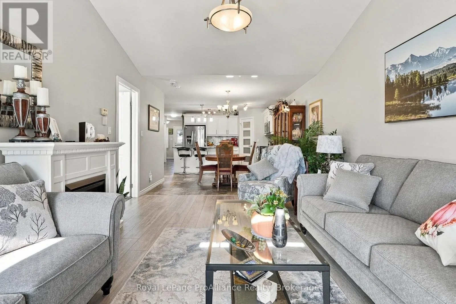 31 COBBLESTONE STREET