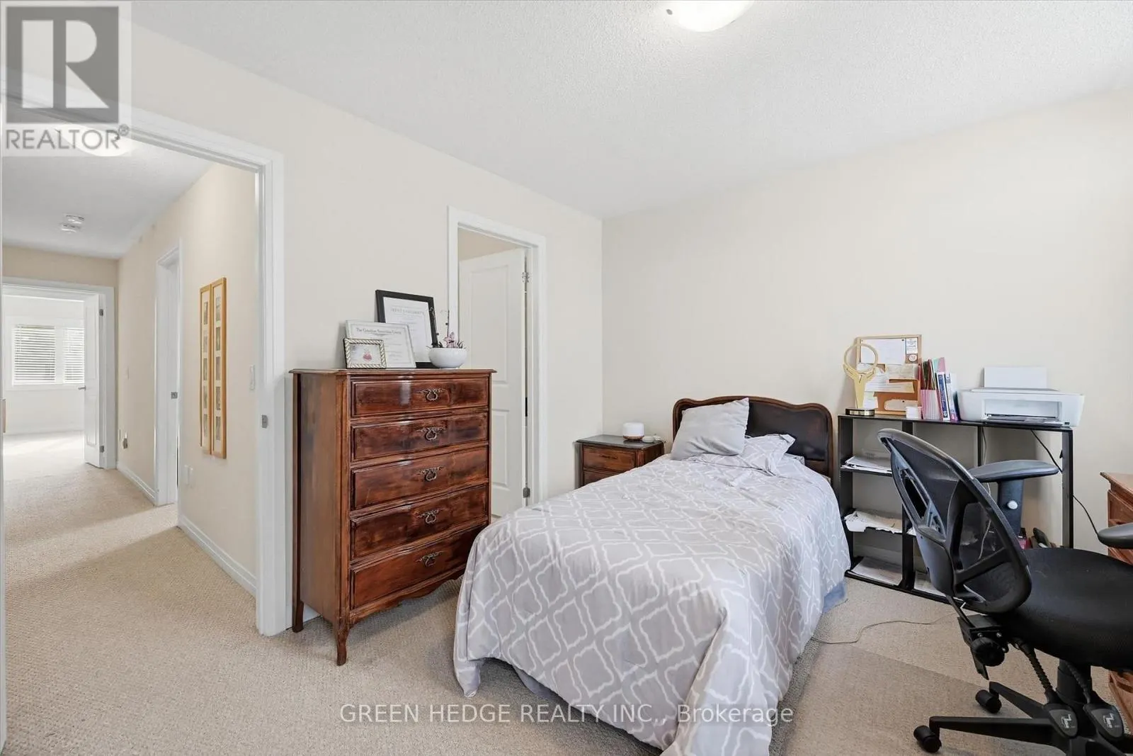 4033 CACHET COURT