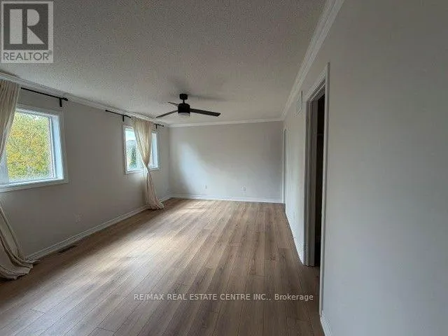 16 PANORAMA WAY