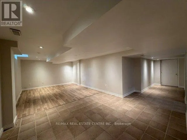 16 PANORAMA WAY